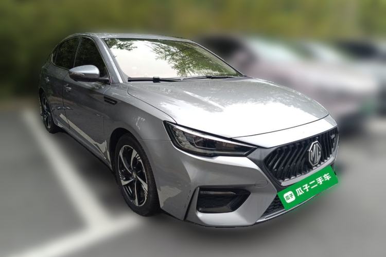 Used MG 6 New Energy 2020 1.5T Hybrid Leading Luxury Edition Front Right 45 Deg