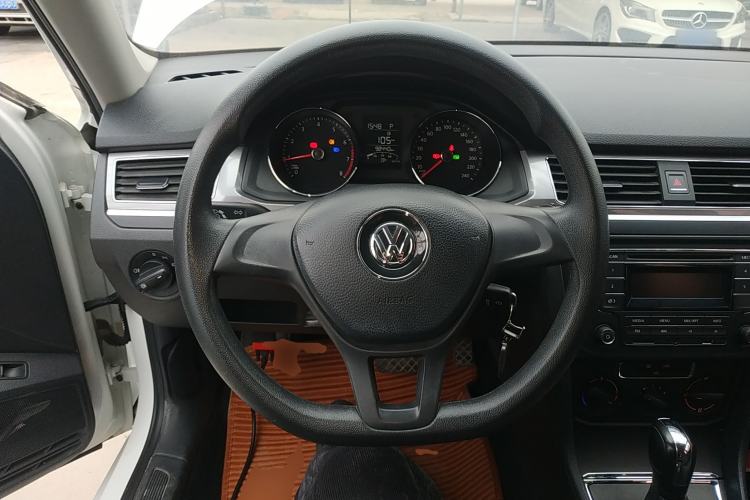 Used Volkswagen Bora 2017 1.6L Automatic Fashion Model
