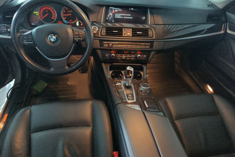 Used BMW 5 Series 2014 525Li Luxury Design Package