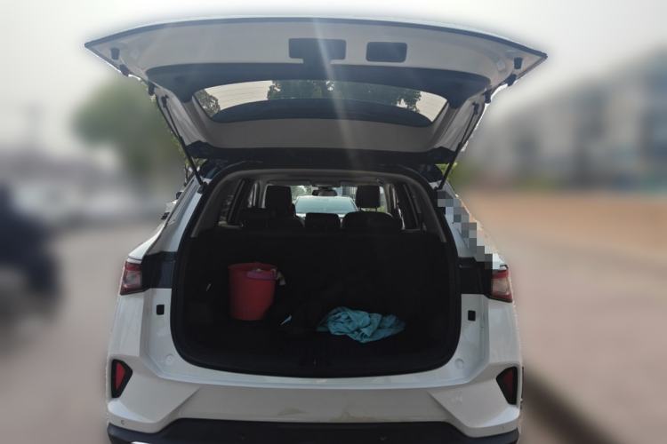 Used Wuling Asta 2022 2.0L DHT Electric-Speed Version Trunk