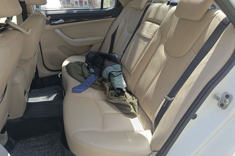 Used Roewe 360 2015 1.5L Automatic Luxury Edition