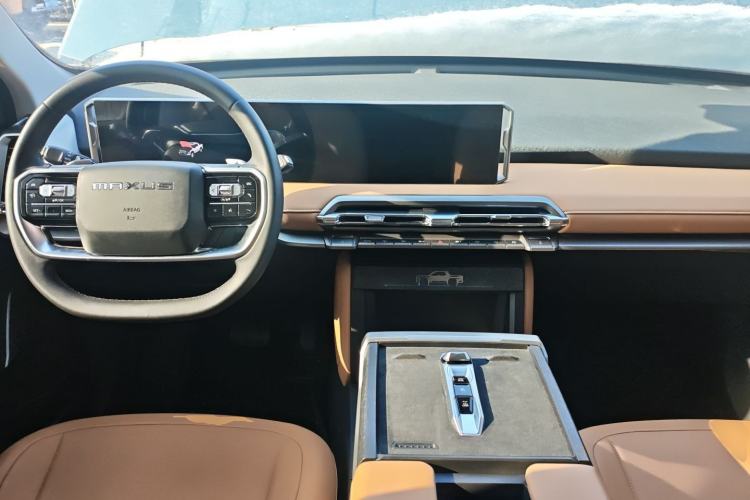 Used SAIC MAXUS Xingji X 2025 2.5T Luxury Edition
