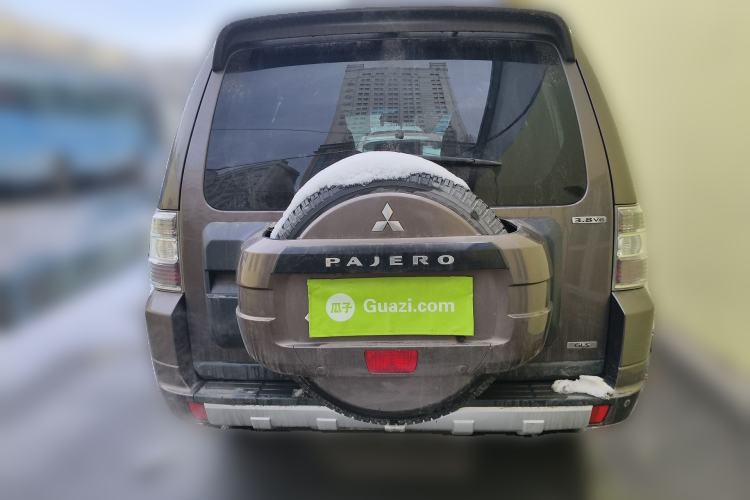 Used Mitsubishi Pajero 2010 3.0L Automatic Luxury Edition Rear