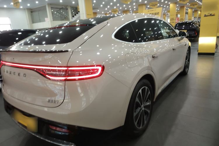 Used Hima Luxeed R7 2025 Range-Extended Version 251 km Max
