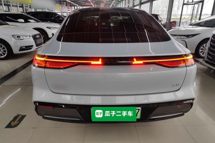 Used Geely Galaxy E8 2025 700 km Long-Range Intelligent Driving Version
