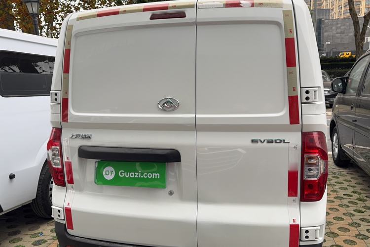 Used SAIC MAXUS EV30 2023 Pure-Electric Smart Logistics Expert with Long Wheelbase Guoxuan
