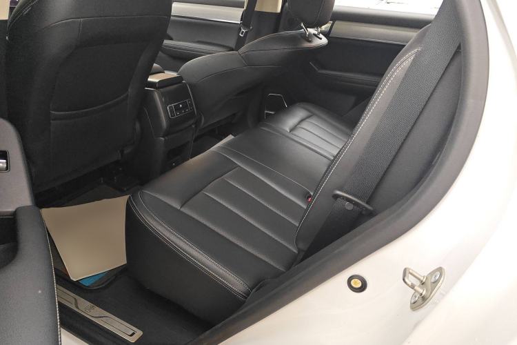 Used BYD Tang 2018 2.0T Automatic Smart Connect Prestige 7-Seater China V Standard Left Rear Seat