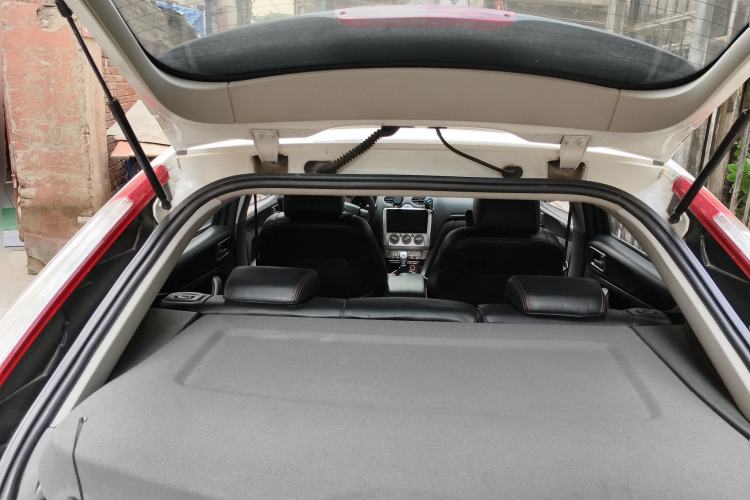 Used Ford Focus 2013 Hatchback Classic 1.8L Manual Base Model Trunk