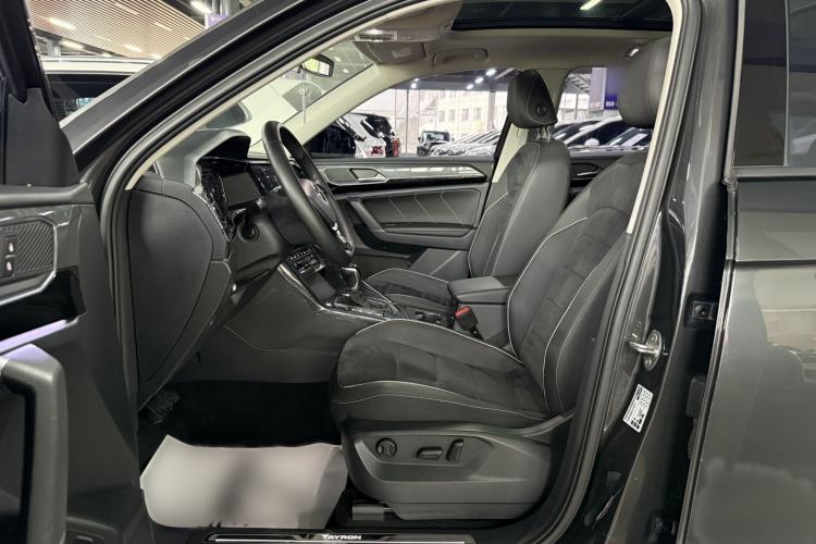 Used Volkswagen Tayron 2020 330TSI Two-Wheel Drive Luxury Connected Pro Edition Interior 5