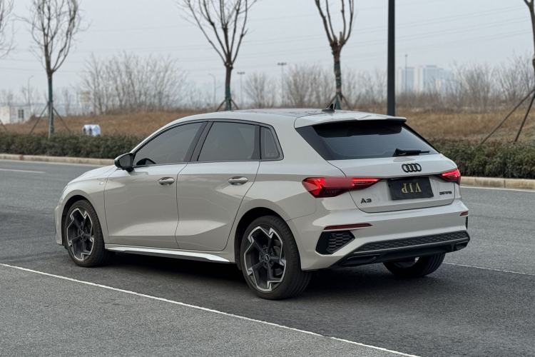 Used Audi A3 2024 Sportback 35 TFSI Fashionable Sports Model Exterior 3