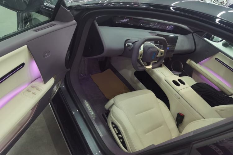 Used Avatr 06 2025 Max All-Electric Version