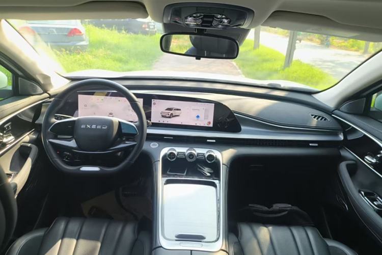 Used EXEED Lingyun 2024 300T Two-Wheel Drive Starlight Edition
