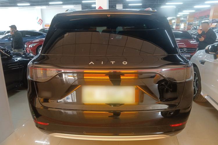 Used Hima AITO M9 2024 Range-Extended Ultra Version 42 kWh 6-Seater Model
