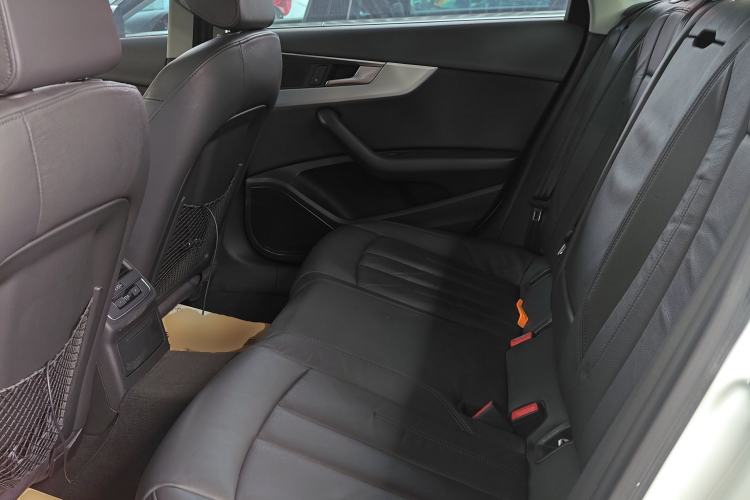 Used Audi A4L 2017 40 TFSI Style Edition
