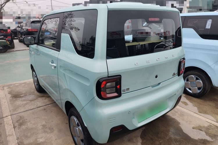 Used Geely Galaxy Panda 2023 Panda Mini 200km Endurance Bear
