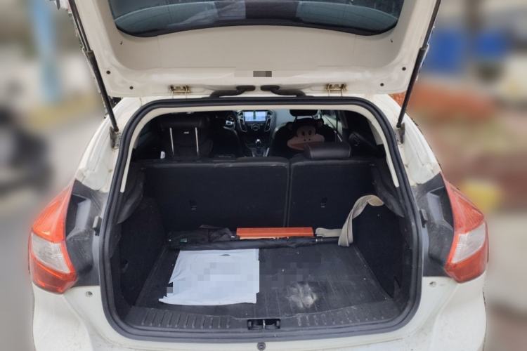 Used Ford Focus 2012 Hatchback 1.6L Automatic Fashion Edition
