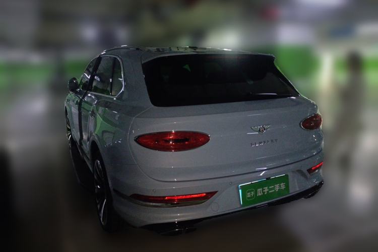Used Bentley Bentayga 2021 4.0T V8
