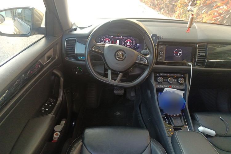 Used Skoda Kodiaq 2019 Facelifted TSI380 7-Seater All-Wheel-Drive Luxury Enjoyment Edition China VI Standard