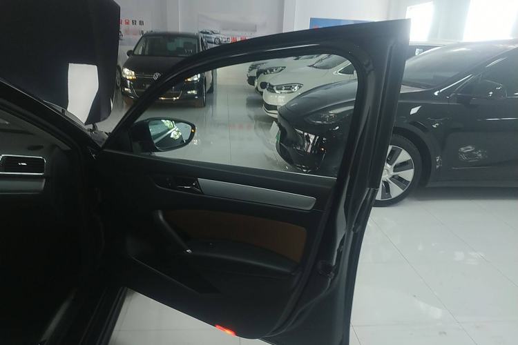 Used Volkswagen Passat 2015 1.8TSI DSG Prestige Edition