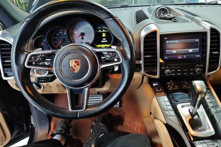 Used Porsche Cayenne 2016 Cayenne S 3.6T Interior 2