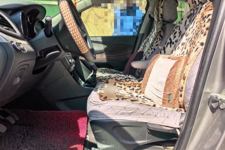 Used Buick Encore 2014 1.4T Manual Two-Wheel Drive Urban Advanced Model Left Front Seat