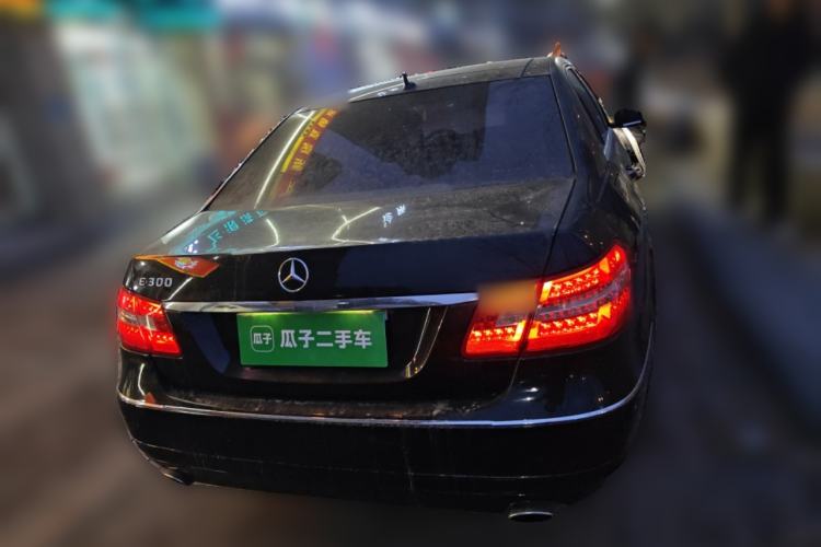 Used Mercedes-Benz E-Class 2010 E 300 L Fashion Model