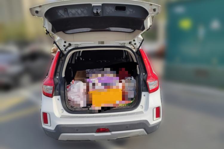 Used Geely Auto Vision X6 2016 1.8L Manual Luxury Model
