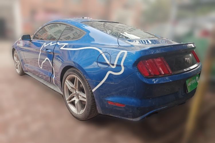 Used Ford Mustang 
