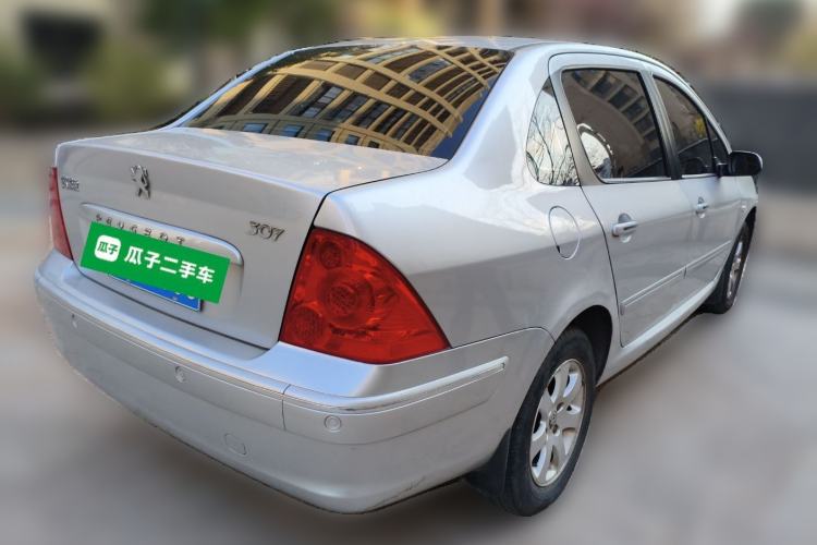 Used Peugeot 307 2010 Sedan 1.6L Manual Comfort Edition
