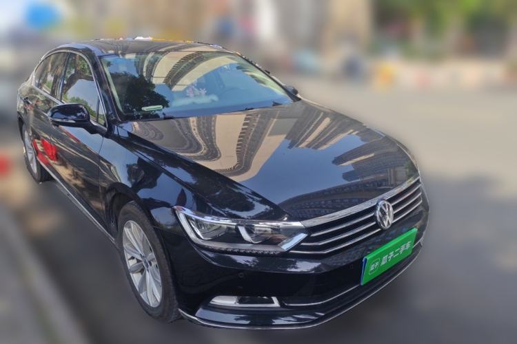 Used Volkswagen Magotan 2019 330TSI DSG Leading Model China VI Standard
