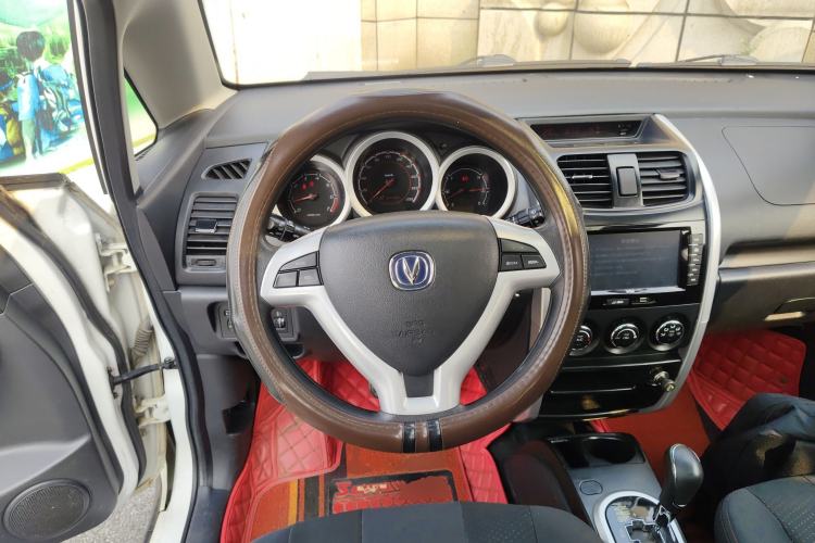 Used CHANGAN CX20 2014 1.4L IMT Sunroof Navigation Version China V Standard Steering Wheel