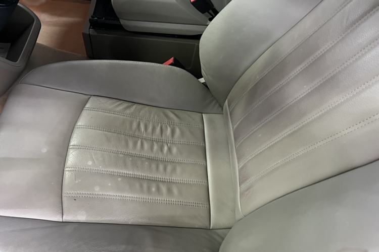 Used Mercedes-Benz Viano 2015 3.0L Partner Edition Interior 5