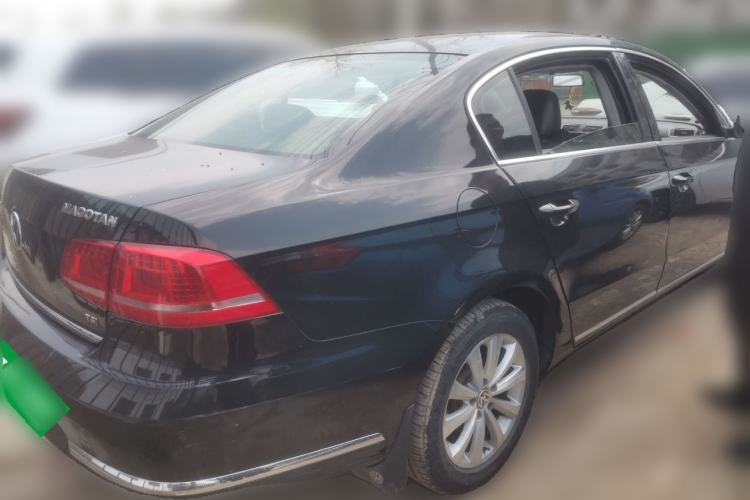 Used Volkswagen Magotan 2012 1.8TSI Luxury Model Rear Right 45 Deg