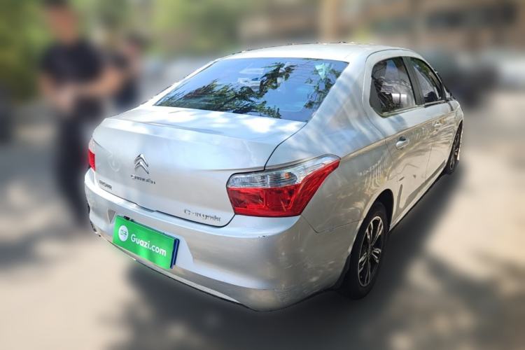 Used Citroen Elysee 2015 Zhishang Edition 1.6L Manual Fashion Model
