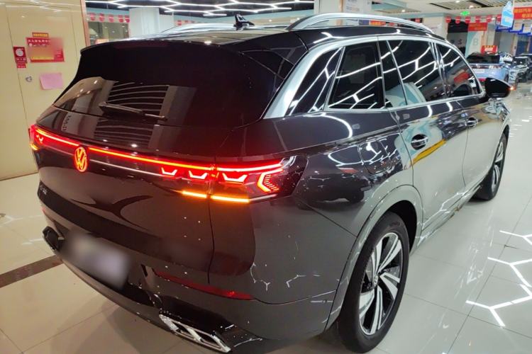 Used Volkswagen Tavendor 2023 380TSI Four-Wheel Drive R-Line Cruise Edition Rear Right 45 Deg