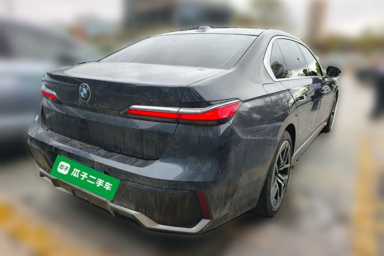 Used BMW 7 Series 2023 735Li M Sport Package
