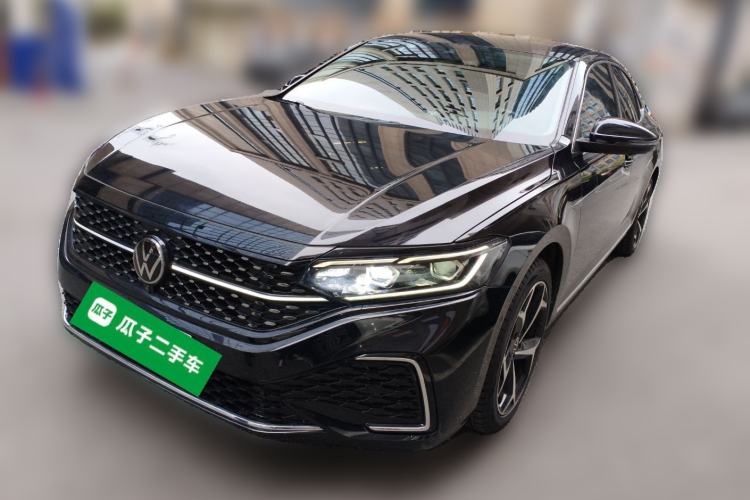 Used Volkswagen Passat 2024 380TSI Starry Luxury Edition