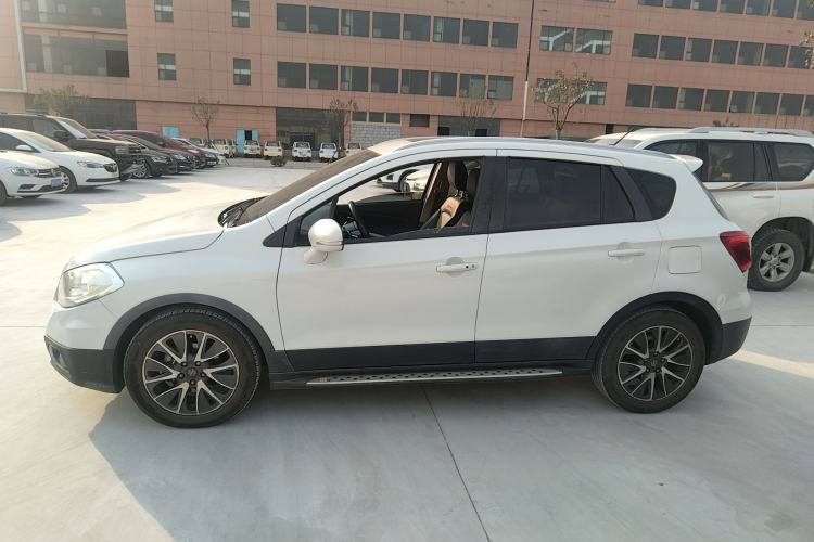 Used Suzuki S-Cross 2015 1.4T Automatic Two-Wheel Drive Prestige Model
