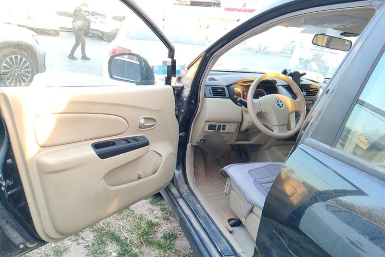 Used Venucia D50 2013 1.6L Manual Fashion Edition