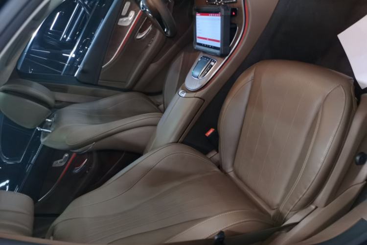 Used Mercedes-Benz E-Class 2023 Updated E 300 L Luxury Edition
