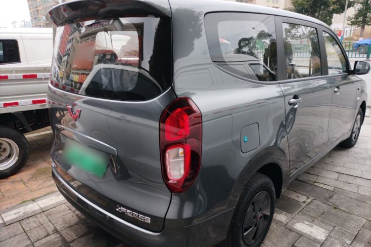 Used Wuling Hongguang New Energy 2025 Extended-Range Hybrid 50KM Comfort Version
