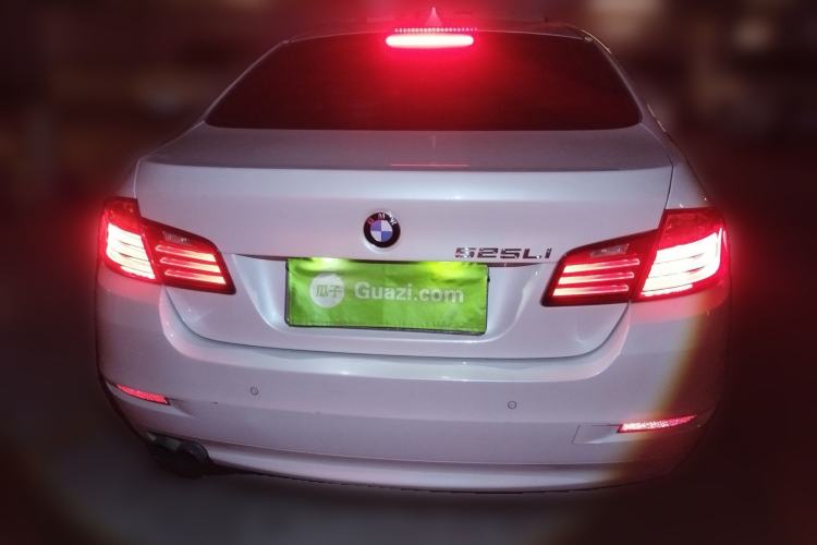 Used BMW 5 Series 2014 525Li Leading Model Rear