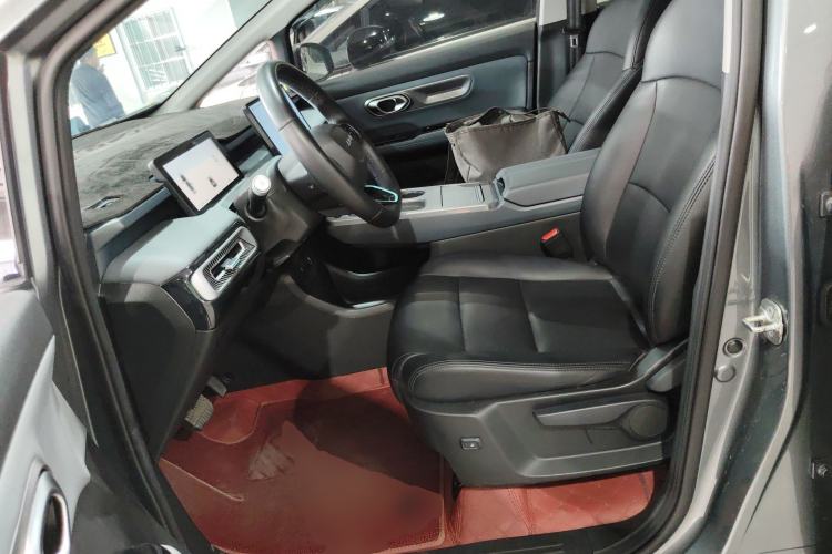 Used AION Y 2025 Plus 510 Smart Edition Left Front Seat