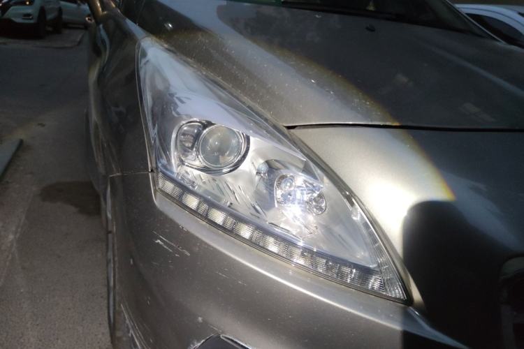 Used Peugeot 3008 2015 1.6THP Automatic Trend Edition Right Front Headlight
