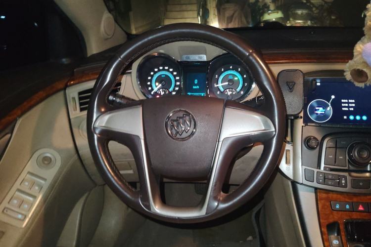 Used Buick LaCrosse 2012 2.4L SIDI Elegant Edition