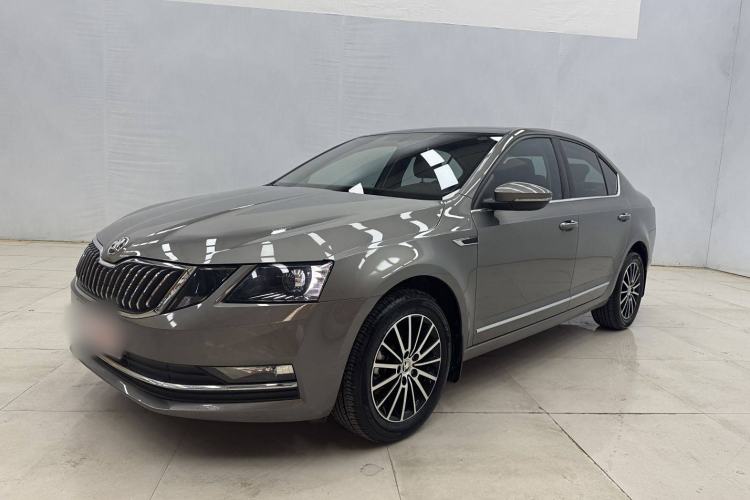 Used Skoda Octavia 2018 1.6L Automatic Luxury Edition