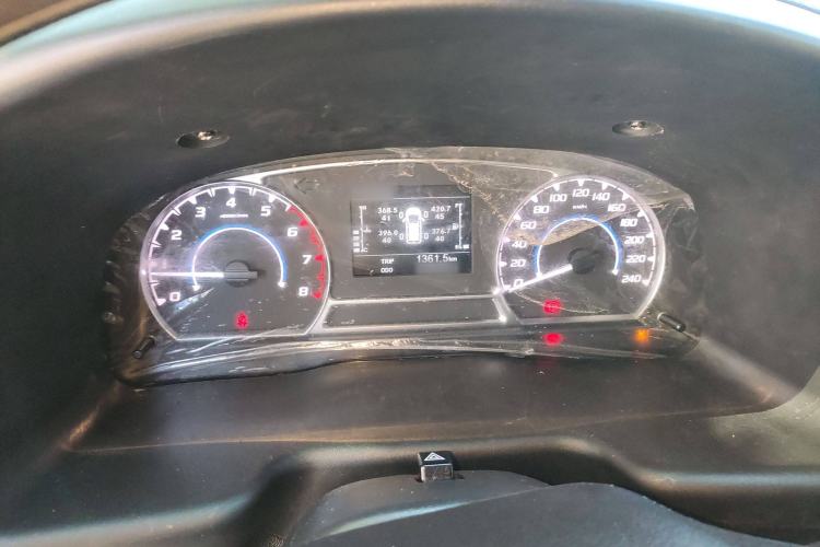 Used JMC Transit 2021 2.8T Space King Standard Version Short Wheelbase Mid-Height Roof 6-Seater Diesel Euro VI JX493