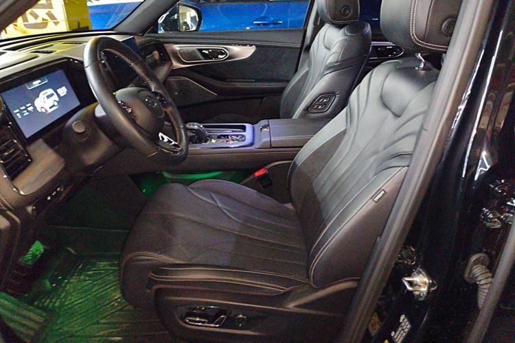 Used GAC Trumpchi GS8 2024 Dual-Motor Series 2.0TM Four-Wheel Drive Premium Edition
