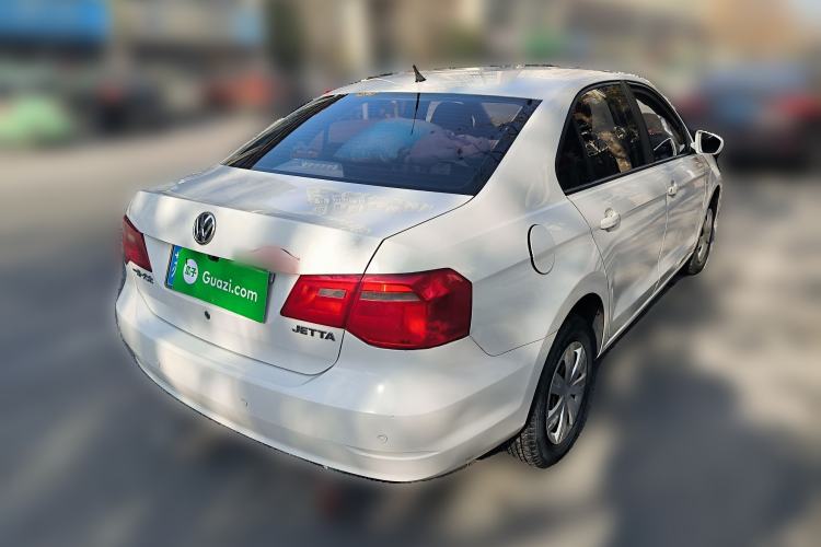 Used Volkswagen Jetta 2013 1.6L Manual Fashion Edition