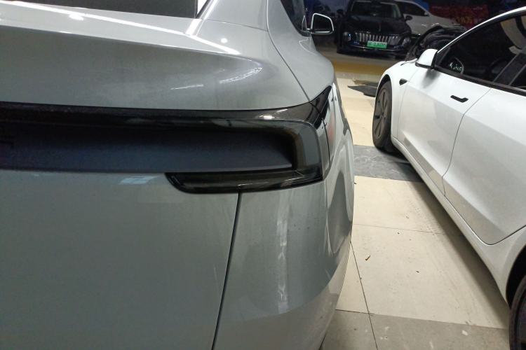 Used Tesla Model Y 2025 Rear-Wheel Drive First Edition
